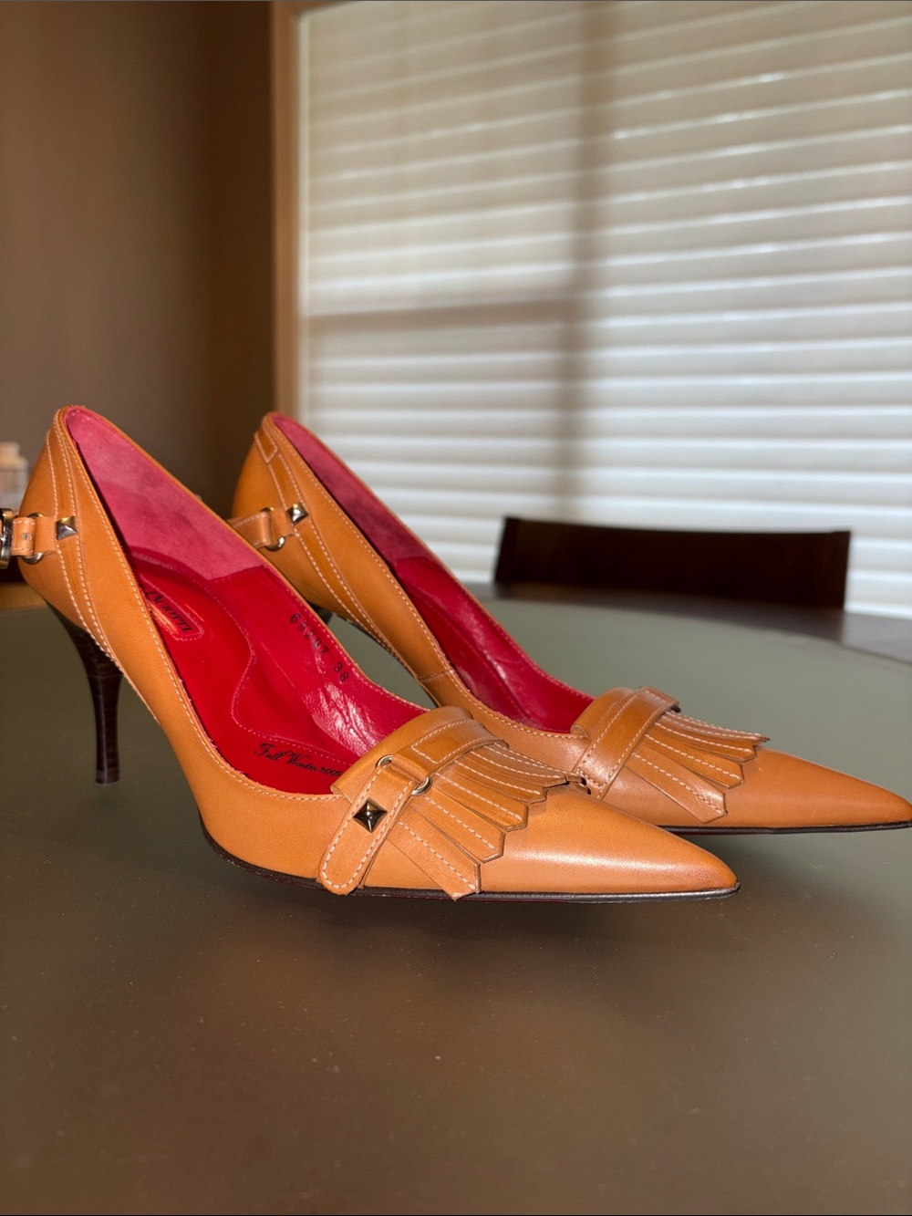 ♥️NEW Cesare Paciotti Tan Leather Pointed Fringe Pumps with Red Interior - sz 38